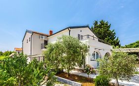 Apartments Tomislav